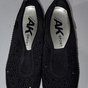 Ladies shoes